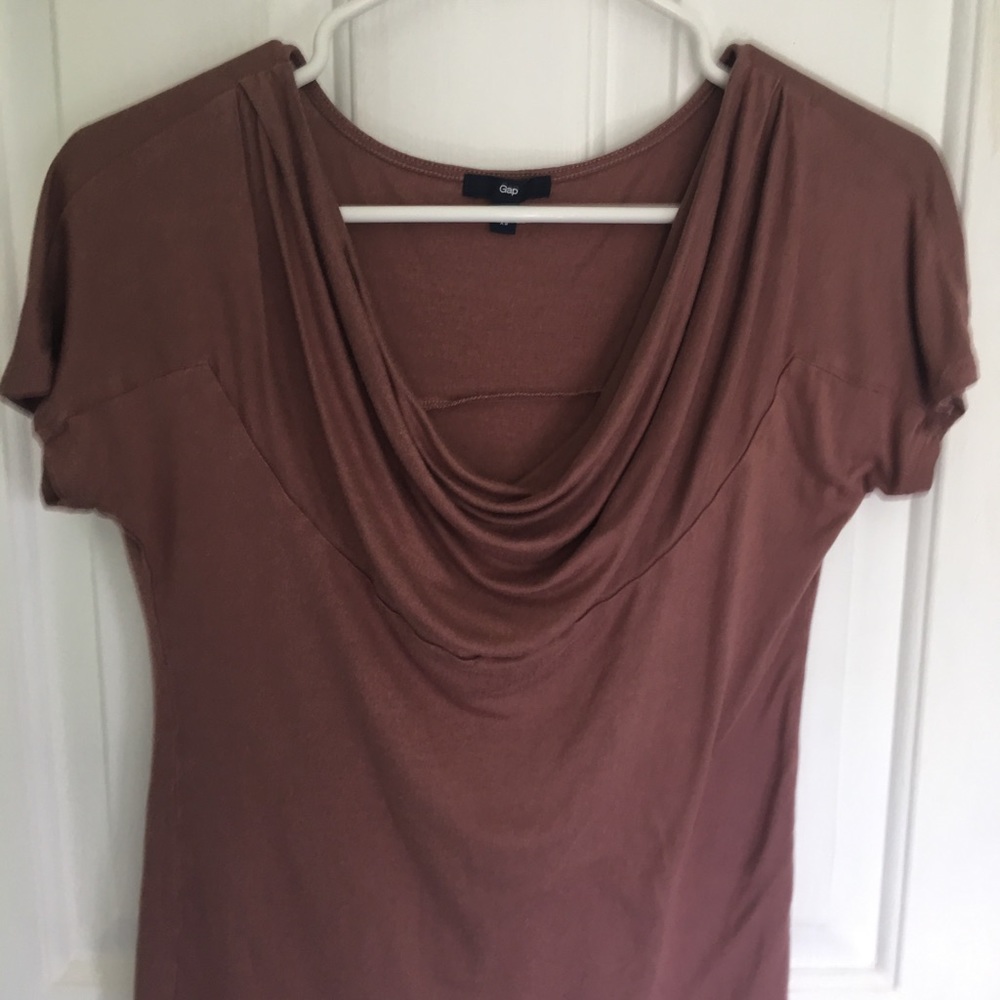 Mauve like color scoop neck short sleeve